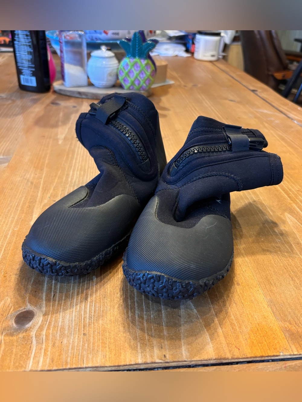 Neosport 5mm neoprene scuba dive boots water shoes black m 6 W 7